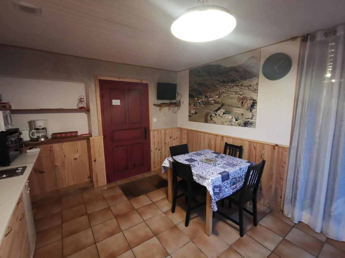 Gite Ha-Py Chalet 캄팡 외부 사진