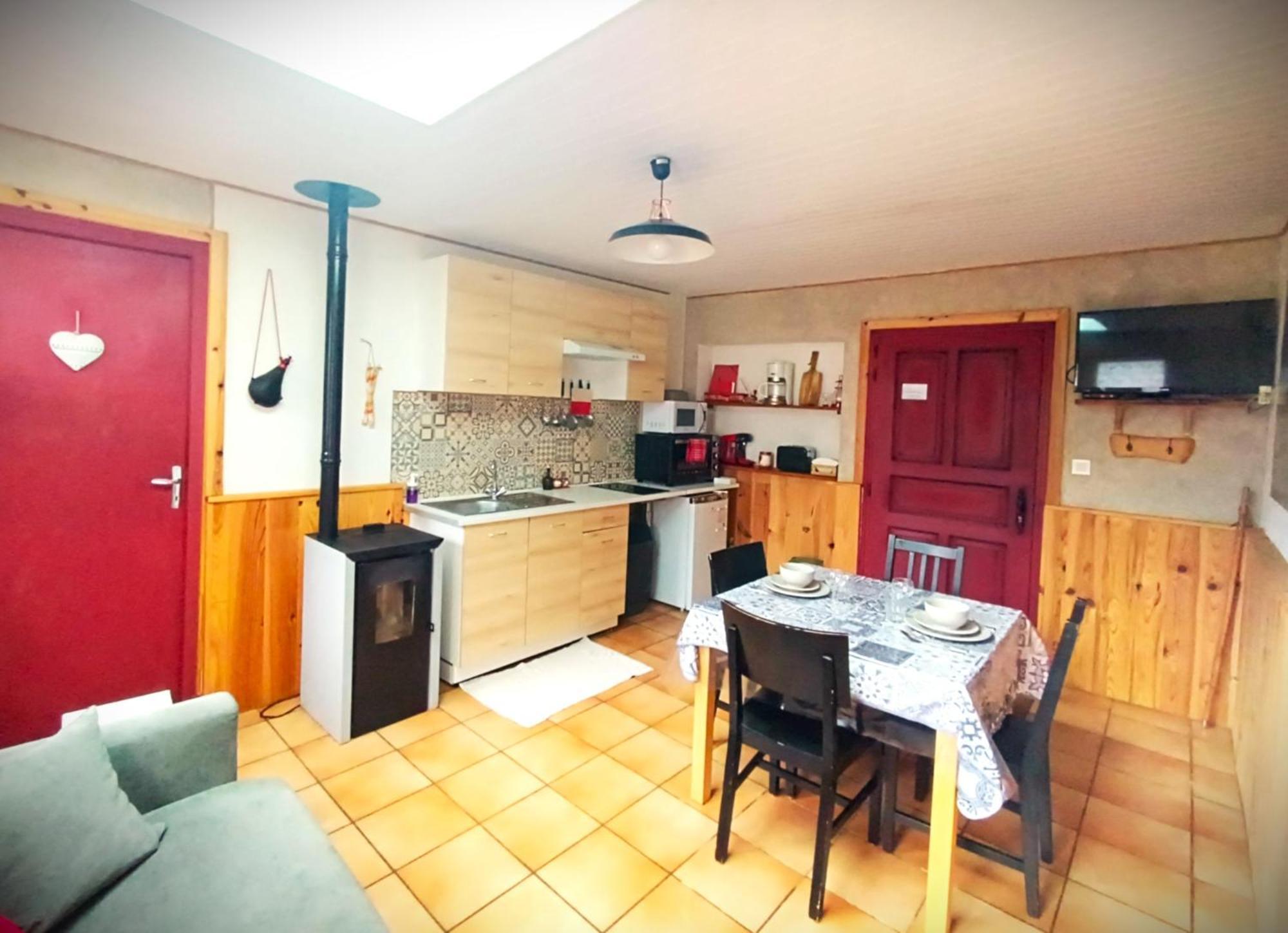 Gite Ha-Py Chalet 캄팡 외부 사진